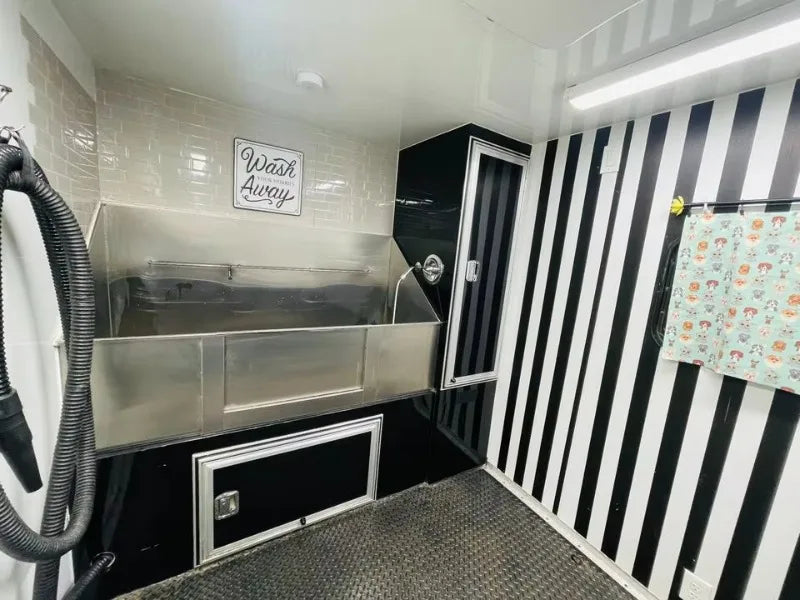 Customized Mobile Pet Bathing Grooming Salon Trailer Portable Dog Cat Care Center for Outdoor Commercial Service Use